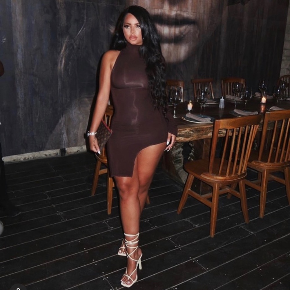 Brown one sleeve dress